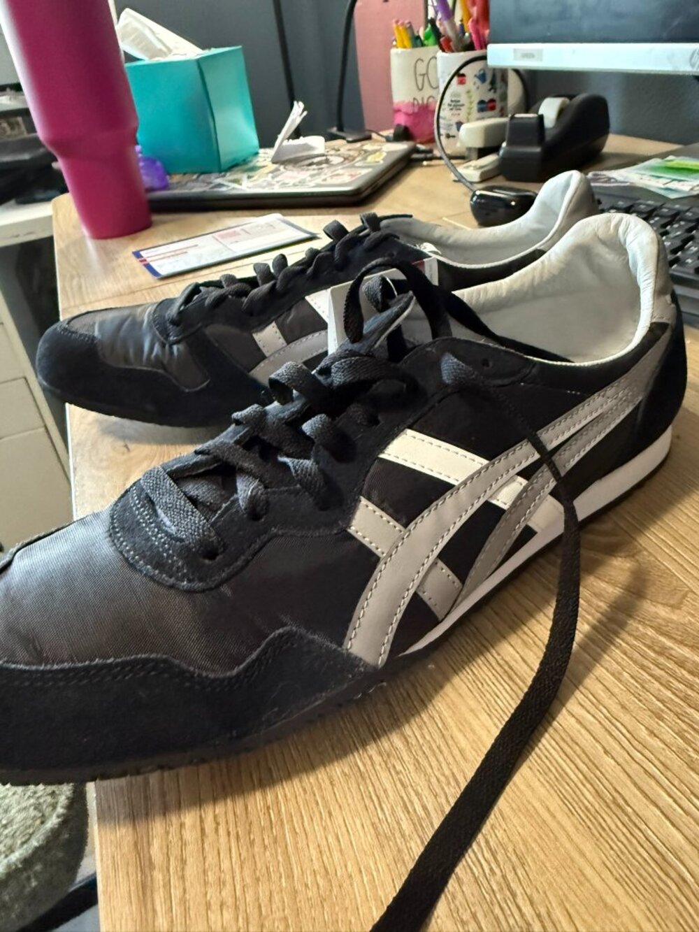 NWT Mens Size 11.5 Onitsuka Tiger Serrano Retro Sneakers - Picture 2 of 4